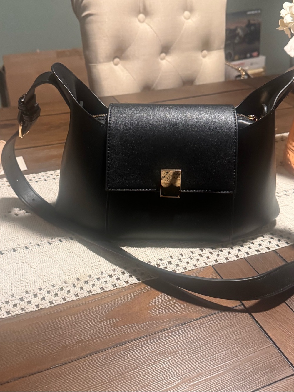Black Structured Shoulder Bag w/ Gold Hardware & removable pouch– NWT